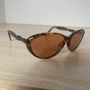 Serengeti 6333 Sunglasses Cat Eye Tortoise Shell Vintage